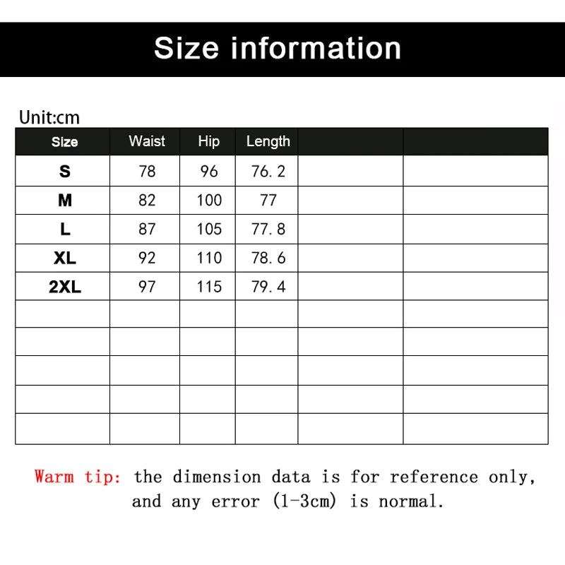 Blugi bărbătești cu multiple lucrări realizate manual, margini zdrențuite, croială slim fit